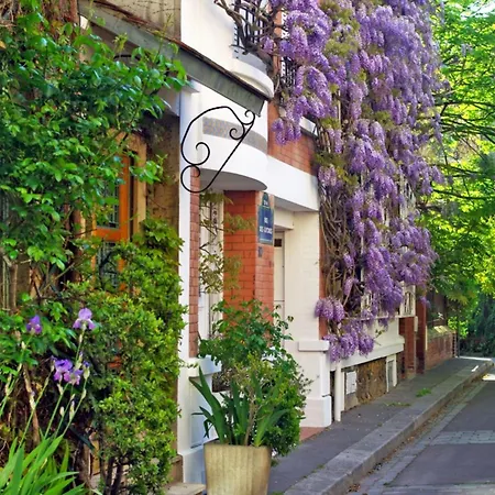 The Perfect Balance Between Leisure Relaxation And Culture Paris