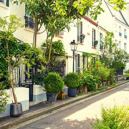 The Perfect Balance Between Leisure Relaxation And Culture Parigi