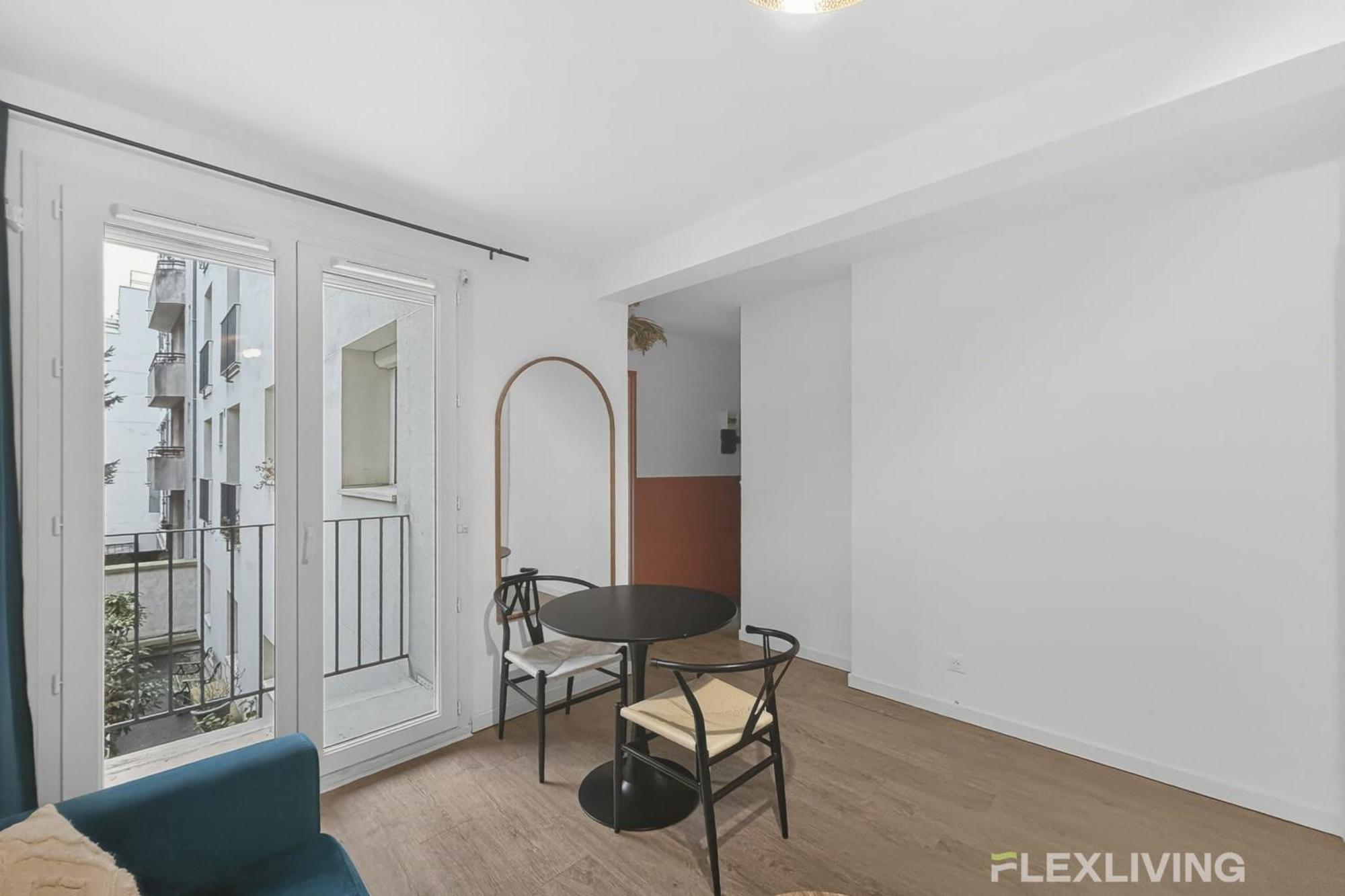 The Perfect Balance Between Leisure Relaxation And Culture Apartment Paris